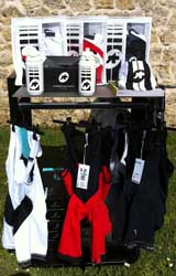 cycle, cycles et nature : magasin de vente et de reparation de velo a bordeaux, texile cuissard maillots coupe vent et accessoires assos