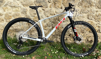cycle, cycles et nature : magasin de vente et de reparation de velo a bordeaux, vtt BH 2022