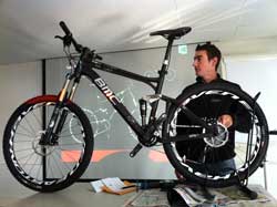 Test Trailfox carbone 2012 cycles et nature : magasin de vente et de reparation de velo a bordeaux, bmc 2012