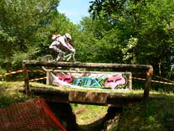 cycles et nature : magasin de vente et de reparation de velo a bordeaux, Descente chambon 2010