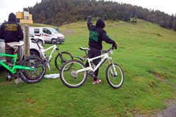 cycle, cycles et nature : magasin de vente et de reparation de velo a bordeaux, enduro_d'aure