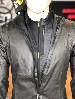 cycles et nature : magasin de vente et de reparation de velo a bordeaux, MAVIC Textile printemps / été 2019 VESTE COSMIC ULTIMATE GTX GILET COSMIC INSULATED SL