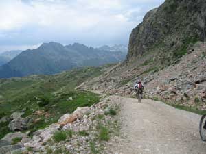 cycles et nature : magasin de vente et de reparation de velo a bordeaux, megavalanche alpes d huez