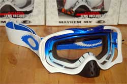 cycle, cycles et nature : magasin de vente et de reparation de velo a bordeaux, lunette et masque oakley mtb, vtt, dh, velo de route, mx, crowbar blue white fade