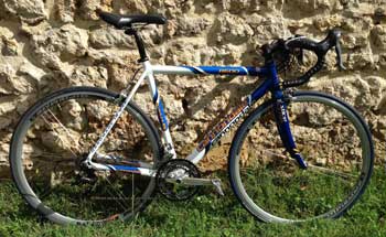 cycle, cycles et nature : magasin de vente et de reparation de velo a bordeaux, Velo route cannondale R 600