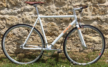cycle, cycles et nature : magasin de vente et de reparation de velo a bordeaux, FIXIE Genesis Madison