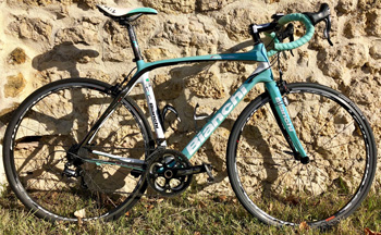 cycle, cycles et nature : magasin de vente et de reparation de velo a bordeaux, Bianchi CARBONE Infinito Veloce Compact 2013 