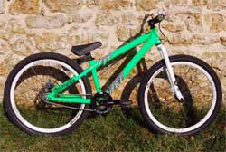 cycle, cycles et nature : magasin de vente et de reparation de velo a bordeaux, commencal, max max superteam