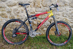 cycles et nature : magasin de vente et de reparation de velo a bordeaux, occasions et bonnes affaires, element 70 edition limité blade
