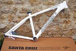 cycle, cycles et nature : magasin de vente et de reparation de velo a bordeaux, race compagnie, santa cruz chameleon
