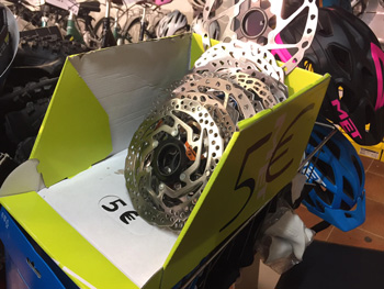 cycles et nature : magasin de vente et de reparation de velo a bordeaux, DISC CENTER LOCK 5 EUROS