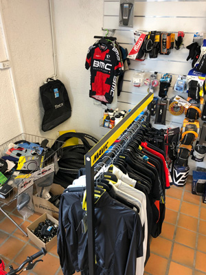cycles et nature : magasin de vente et de reparation de velo a bordeaux, LE COIN DES BONNES AFFAIRES