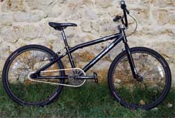 cycles et nature : magasin de vente et de reparation de velo a bordeaux, usprobikes, bmx intense