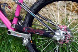 cycle, cycles et nature : magasin de vente et de reparation de velo a bordeaux, yeti alloy pink, hope x2 pink girly